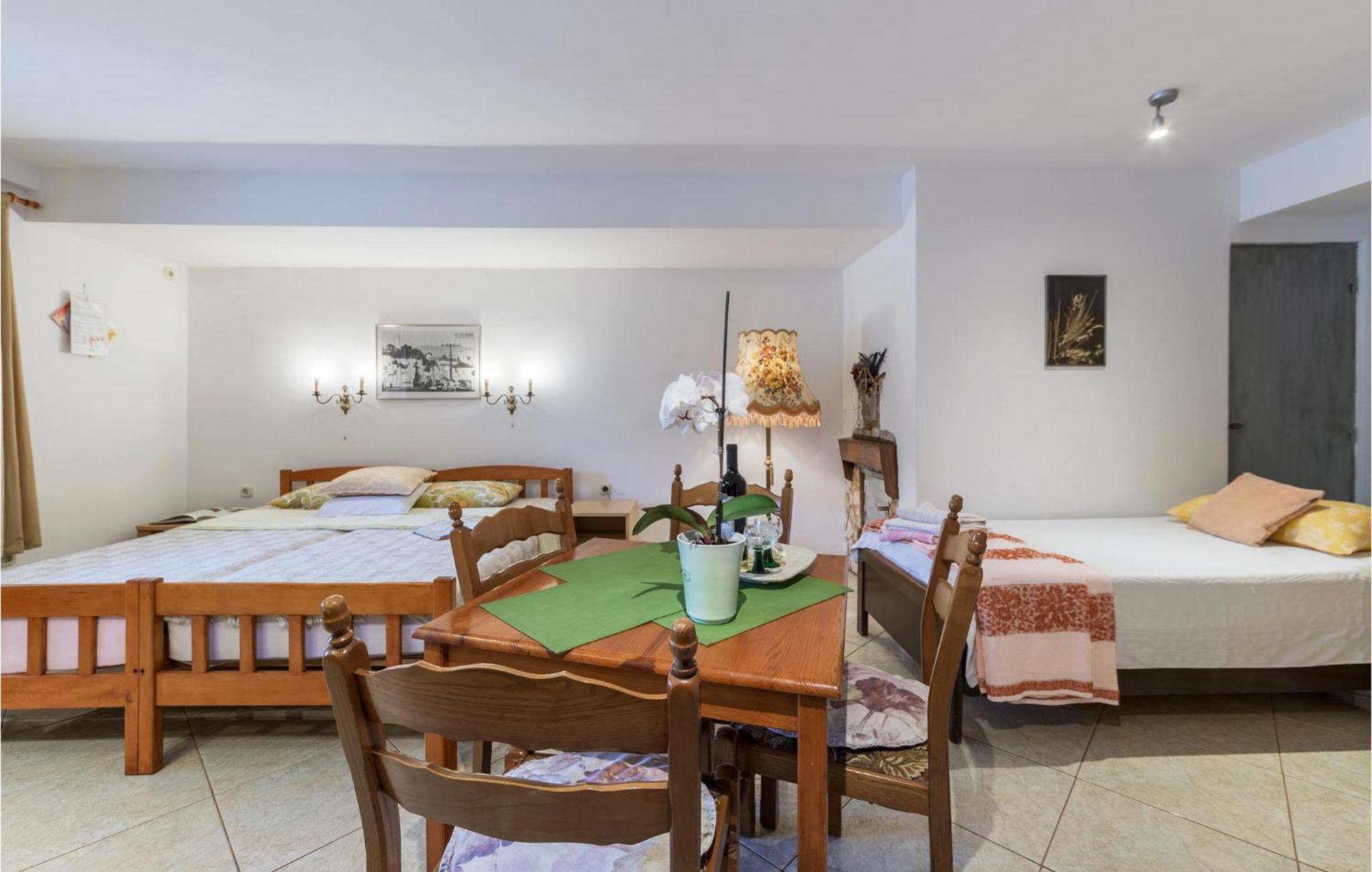 Awesome Studio In Pula With Wifi 外观 照片